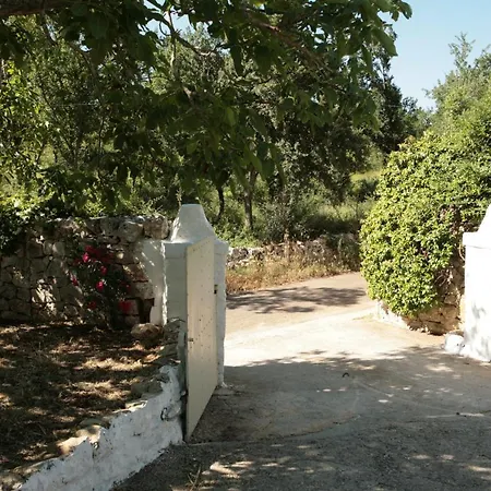 Trullo Martume Holiday home *